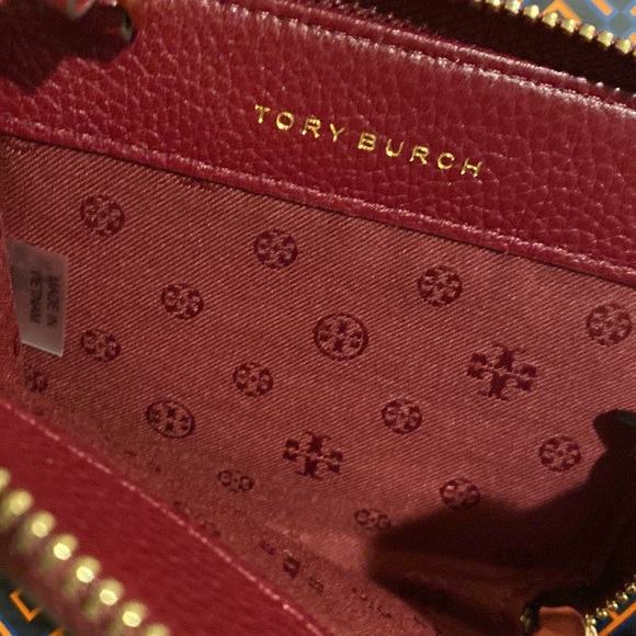 TORY BURCH carter zip coin new - Picture 3 of 4